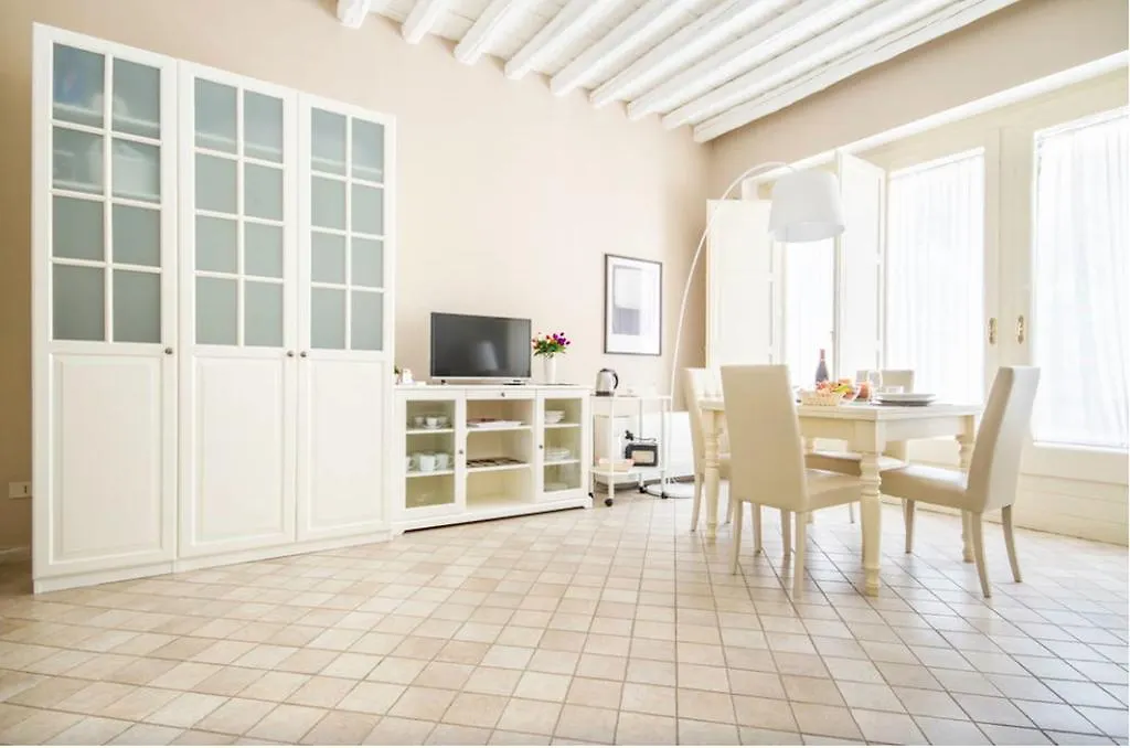 Palazzo Artale Holiday Homes Palermo 0*,
