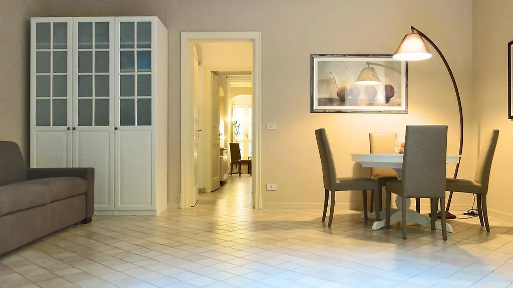 Palazzo Artale Holiday Homes Palermo 0*,  Italia